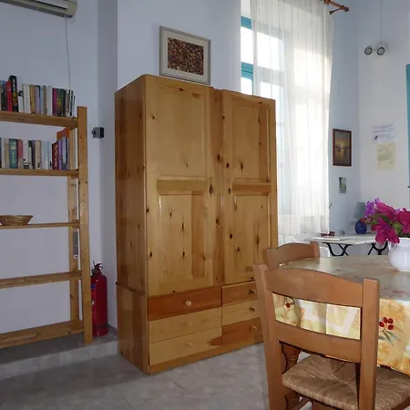 Townhouse * Chalki Town