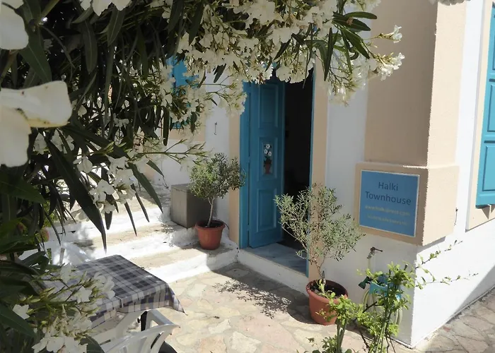 Townhouse 公寓 Chalki Town